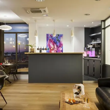 Les Flots - Et Restaurant Face à L'océan - Châtelaillon-plage Châtelaillon-Plage