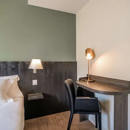 Les Flots - Et Restaurant Face à L'océan - Châtelaillon-plage 3* Châtelaillon-Plage