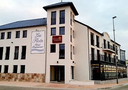 Hotel Les Flots - Et Restaurant Face A L'ocean -