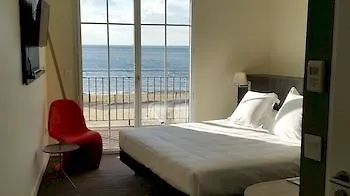 Les Flots - Et Restaurant Face A L'ocean - Châtelaillon-Plage