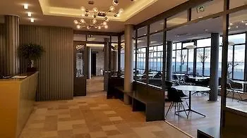 Les Flots - Et Restaurant Face A L'ocean -