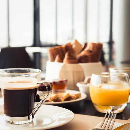 Hotel Les Flots - Et Restaurant Face à L'océan - Châtelaillon-plage 3*