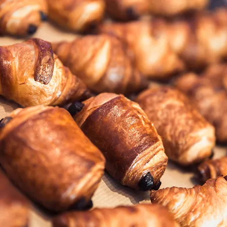 Hotel Les Flots - Et Restaurant Face A L'ocean - Châtelaillon-Plage