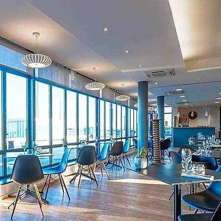 Les Flots - Et Restaurant Face à L'océan - Châtelaillon-plage Hotel 3*