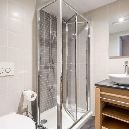 Les Flots - Et Restaurant Face A L'ocean - 3*