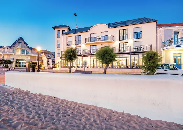 Les Flots - Et Restaurant Face A L'ocean - Hotel Châtelaillon-Plage