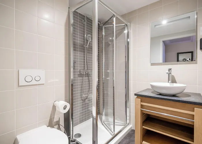 Les Flots - Et Restaurant Face A L'ocean - 3* Châtelaillon-Plage