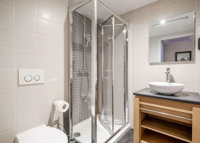 Les Flots - Et Restaurant Face A L'ocean - 3*